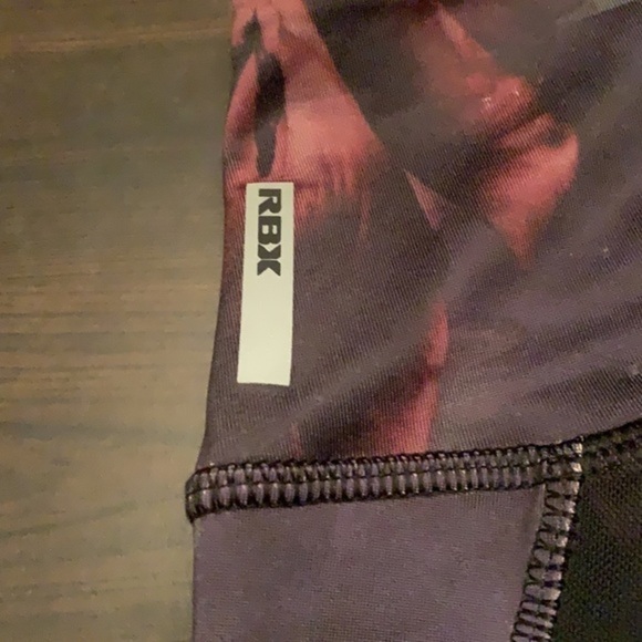 RBX FLORAL ATHLETIC ANKLE LENGTH LEGGINGS WINE ROSE SIZE SMALL - Picture 5 of 6